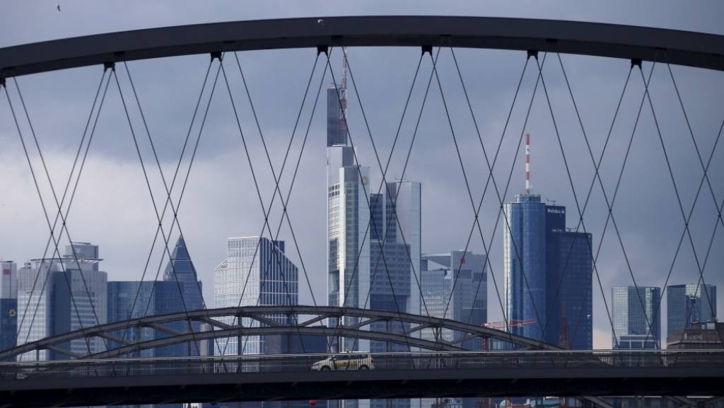 Foto: Uz kurām Eiropas pilsētām varētu pārcelties kompānijas no Londonas?