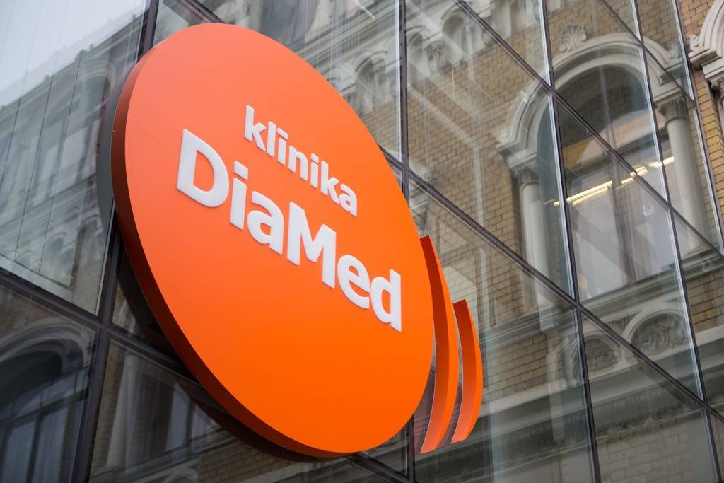 Olainfarm iegādājas privāto ārstniecības iestādi Klīnika DiaMed