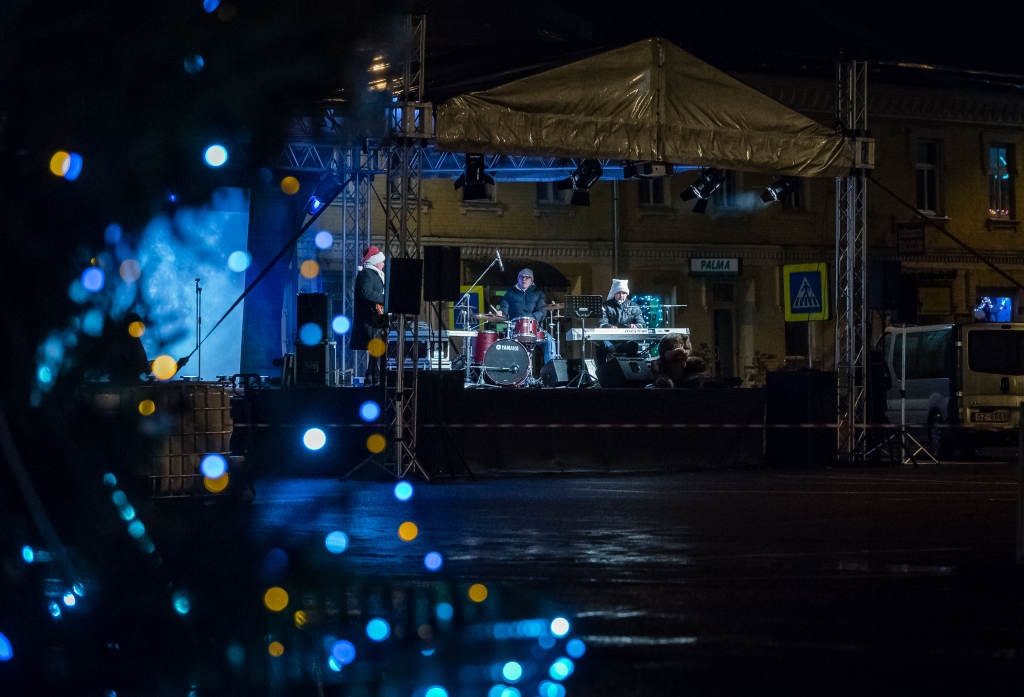 FOTO: Jaunā gada sagaidīšana Smiltenē.