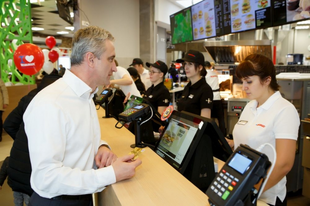 Hesburger pirmajā restorānā Baltkrievijā investē 282 tūkstošus eiro