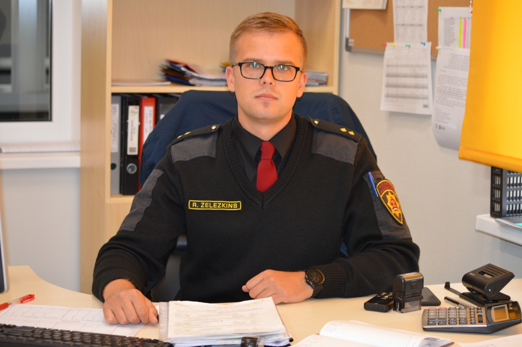 Ciemos gaidīs Smiltenes ugunsdzēsēju depo
