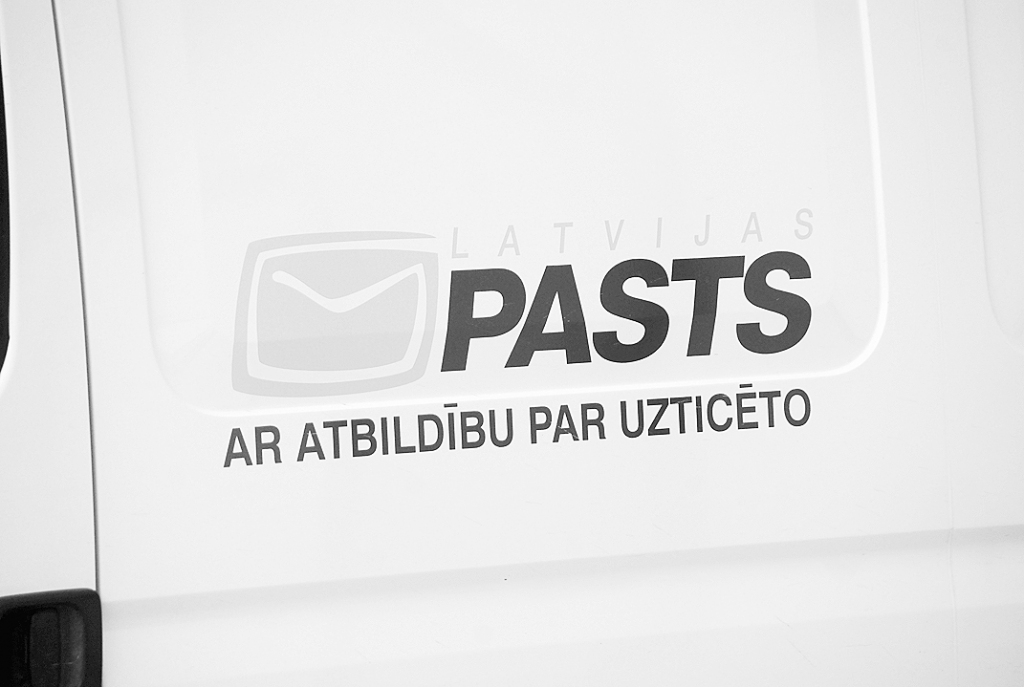 Lai sniegtu pakalpojumus, jāiegūst kvalifikācijas apliecība