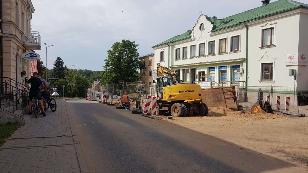 Kopš vakardienas Smiltenes centrā slēgta satiksme