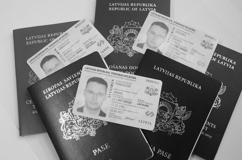 Pases fotogrāfijā – ar ūsām vai bez?