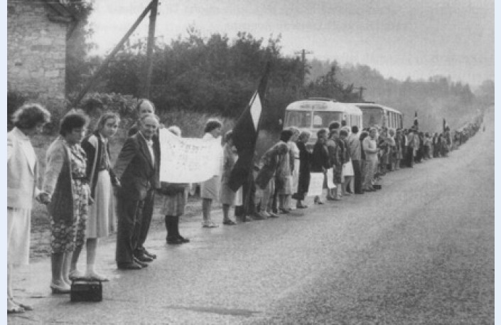 Šodien īpašs notikums – Baltijas ceļam aprit trīsdesmit