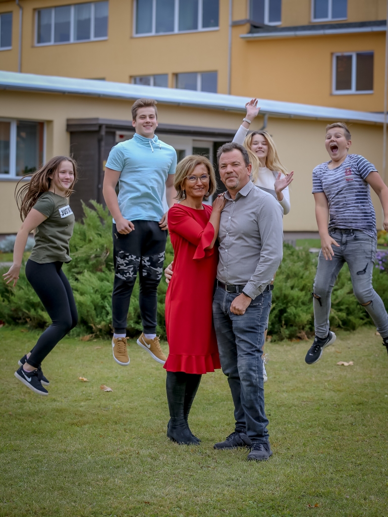 Skolotājs ir tas, kas ved jūs uz nākamo virsotni