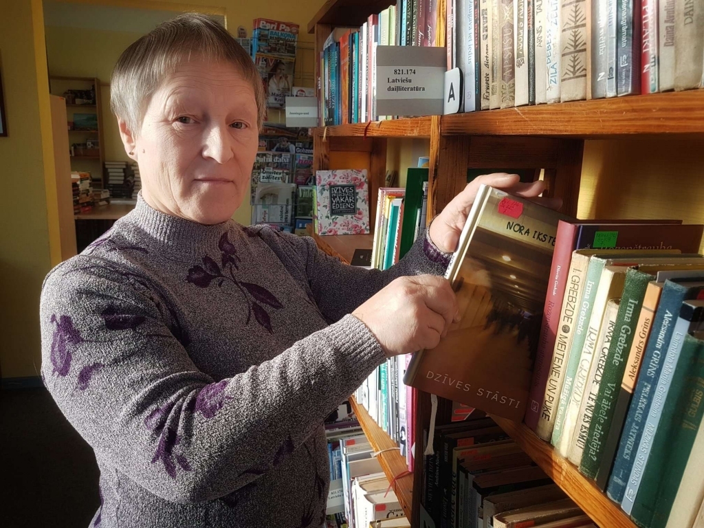 Radošas izpausmes Birzuļu bibliotēkas vadītājai Vijai Meisterei ļauj nedomāt par vīrusu