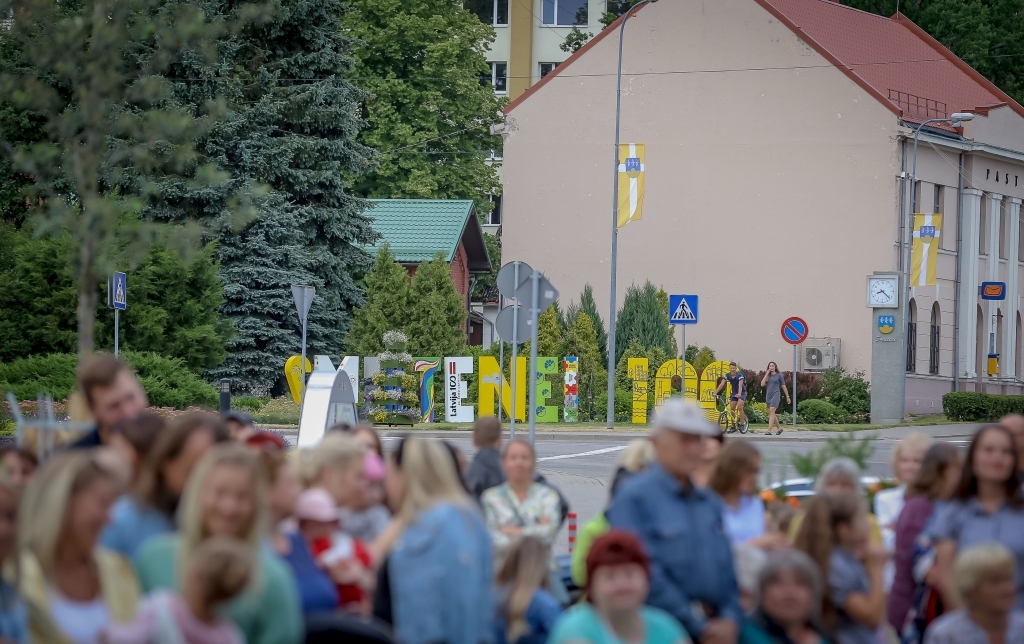 Svētki turpinās! Smiltenei 100 sestdienas svētku programma