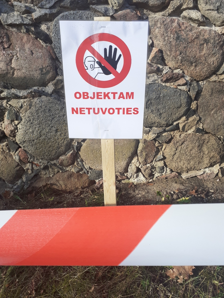 Lielāka skāde no dabas vai cilvēka rokas?
