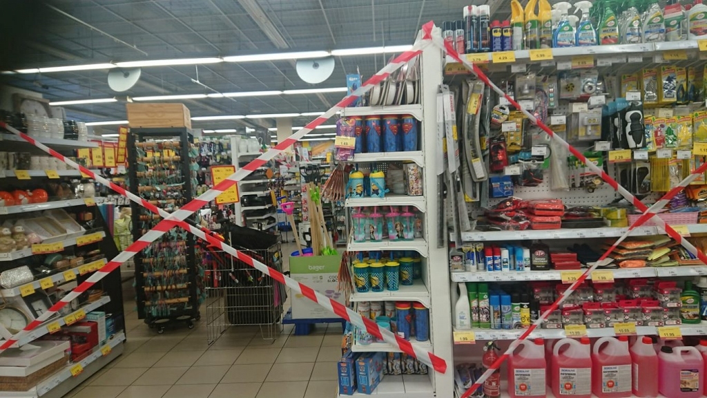 Ierobežojumus tirdzniecības vietās brīvdienās uztver dažādi