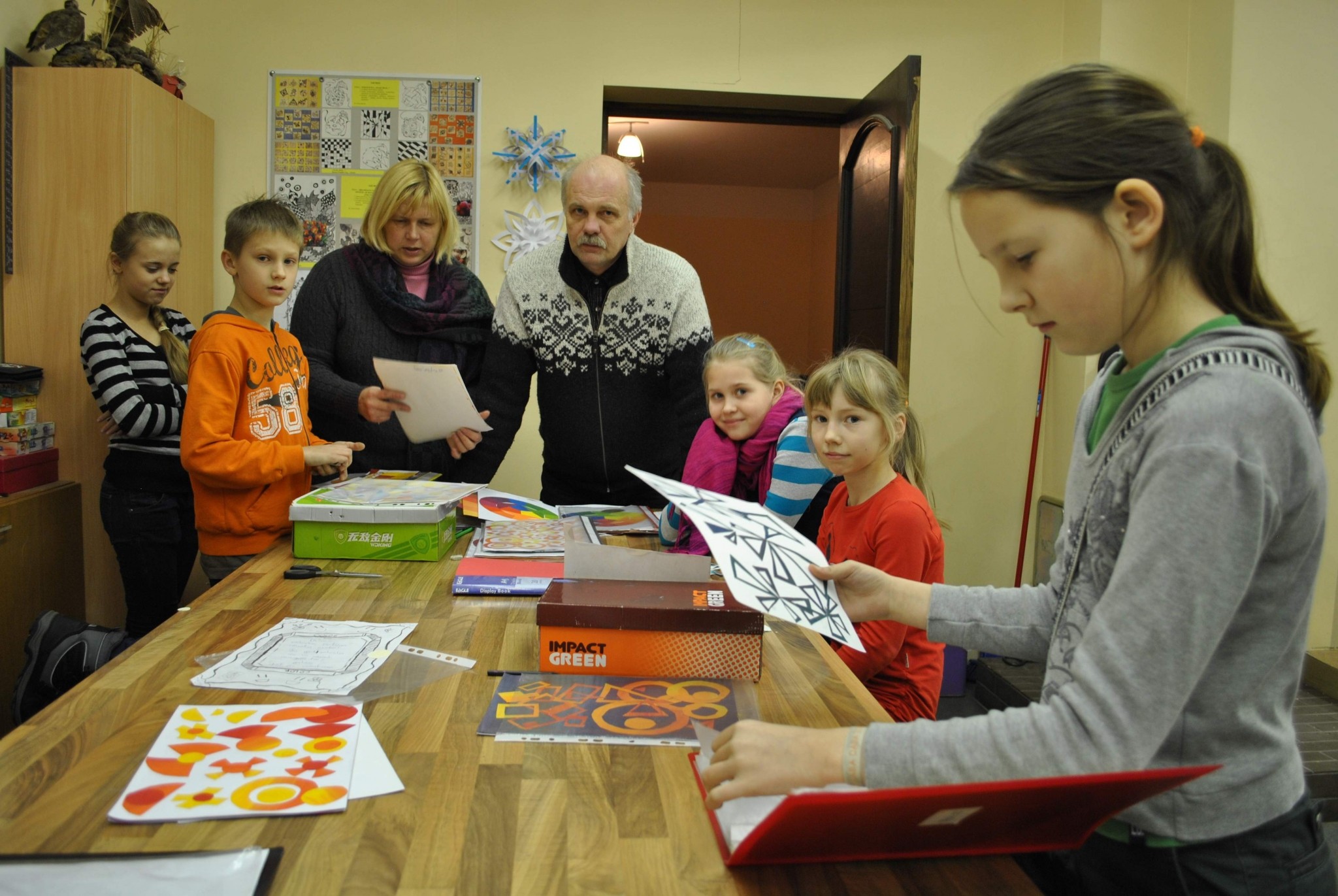 Smiltenes mākslas skola atklāj audzēkņu darbu izstādi