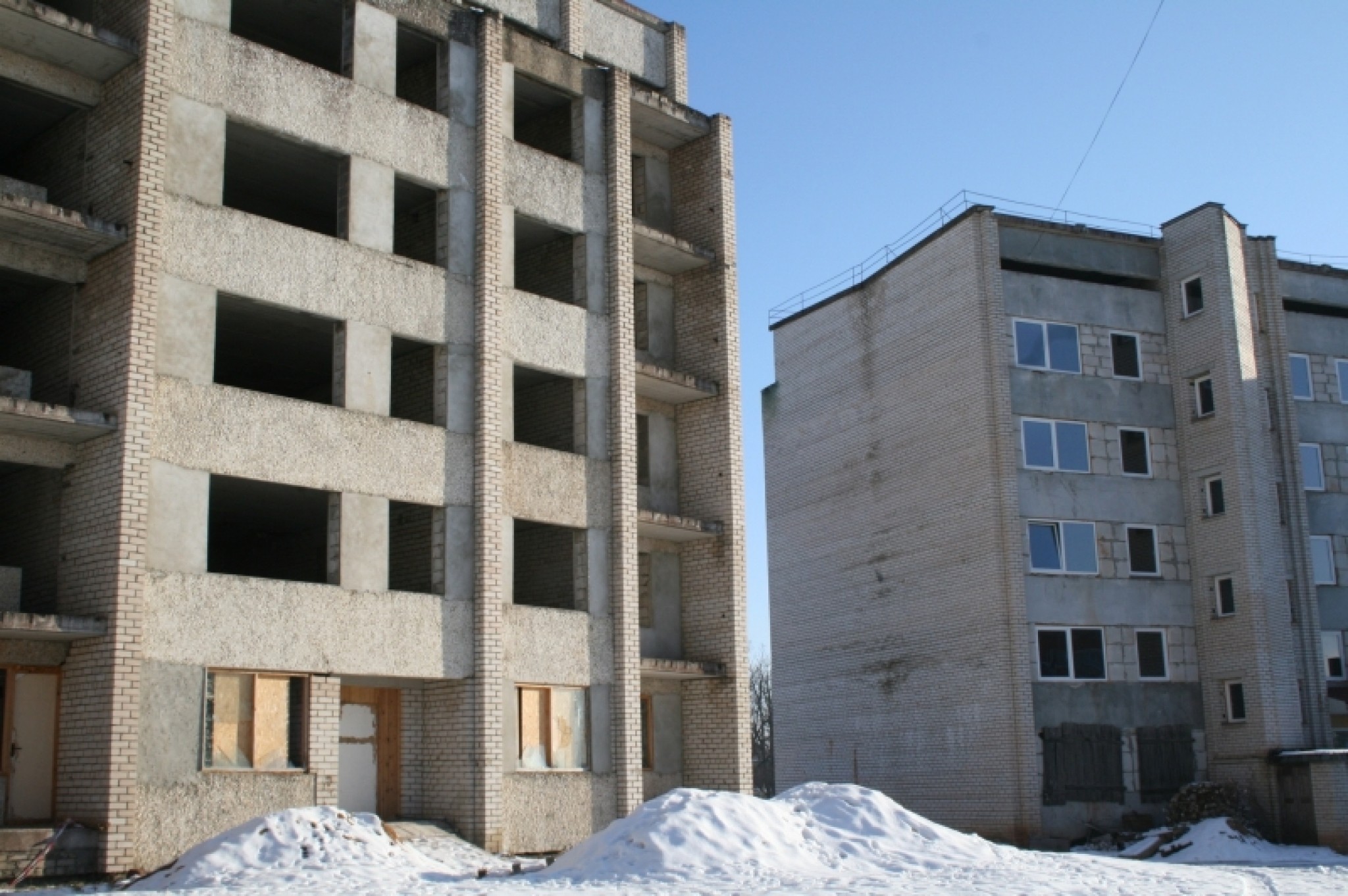 Valkas dome dod atļauju “iesaldēt” rekonstrukciju