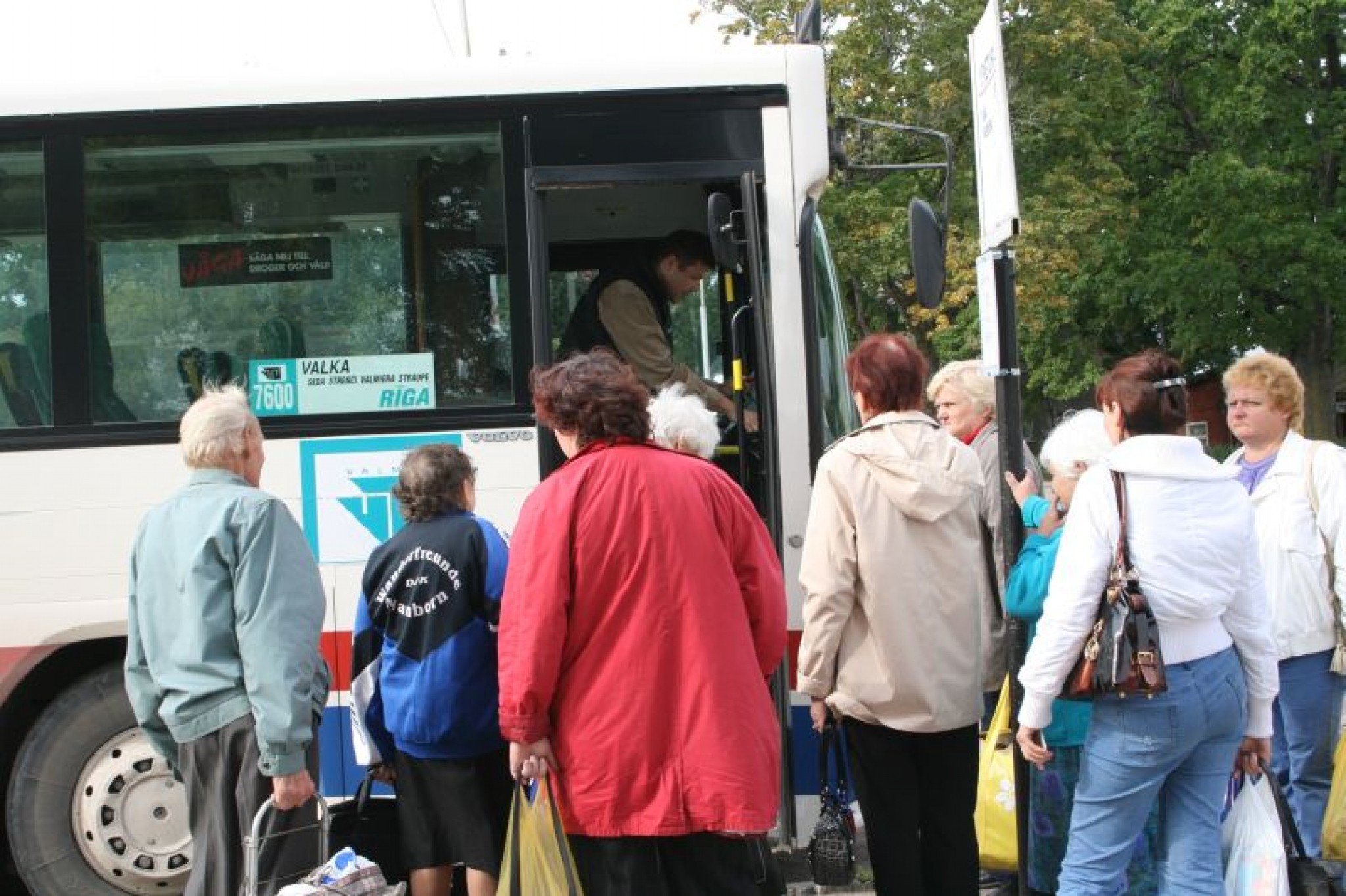 Drīzumā nekursēs mikroautobuss Rīga – Valka