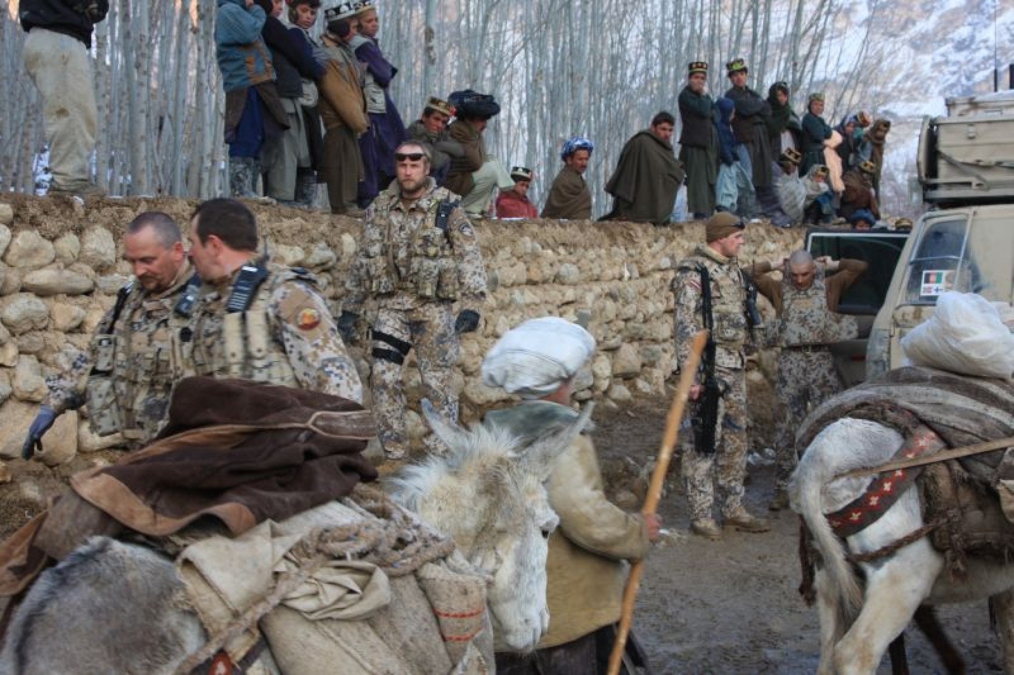 Latvijas zemessardzes pirmajā misijā Afganistānā –  pārsvarā Valkas rajona zemessargi 
