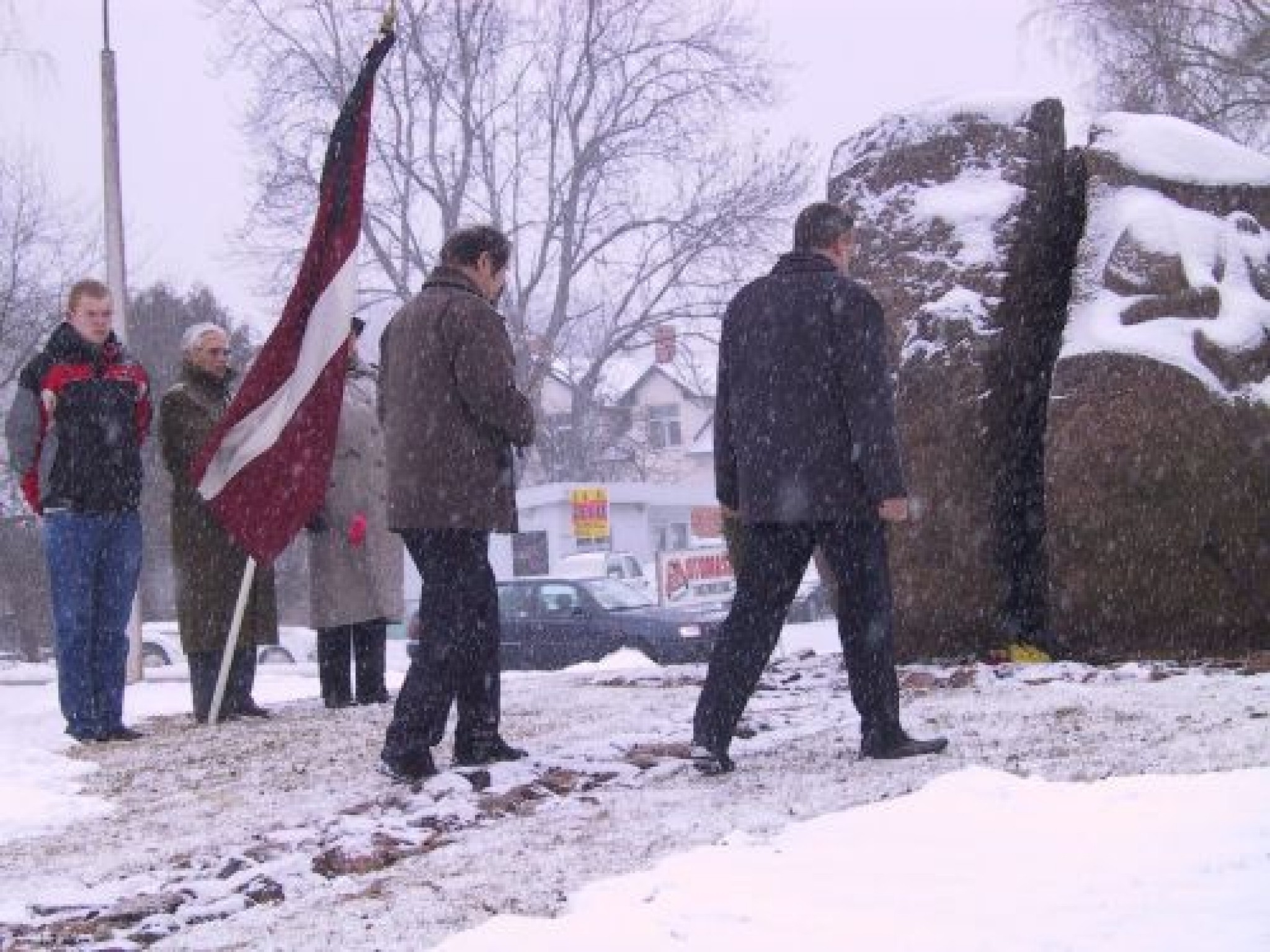 Latvijā piemin komunistiskā genocīda upurus