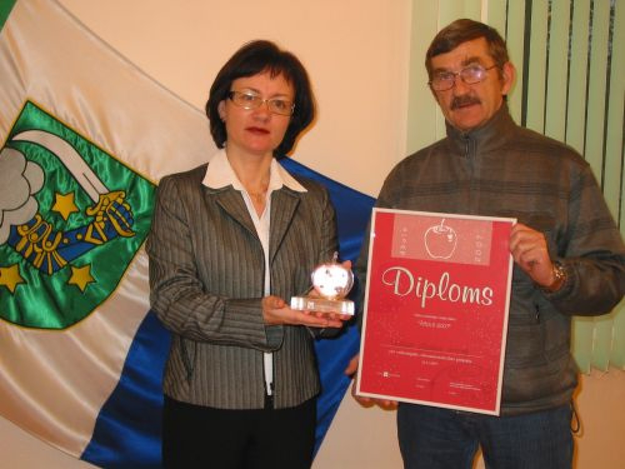 Valka un Strenči saņem konkursa “Ābols 2007” balvas