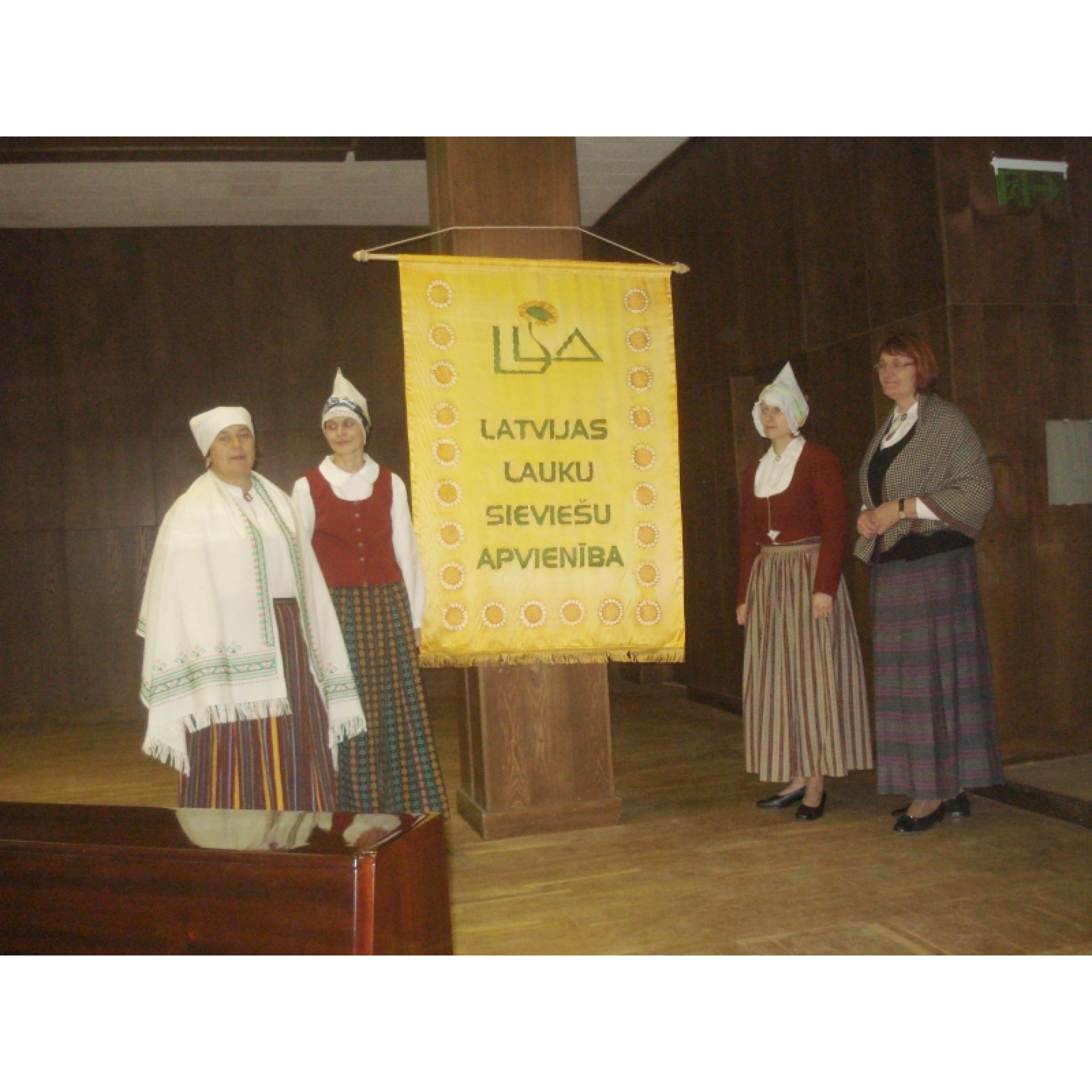 Latvijas lauku sieviešu apvienība