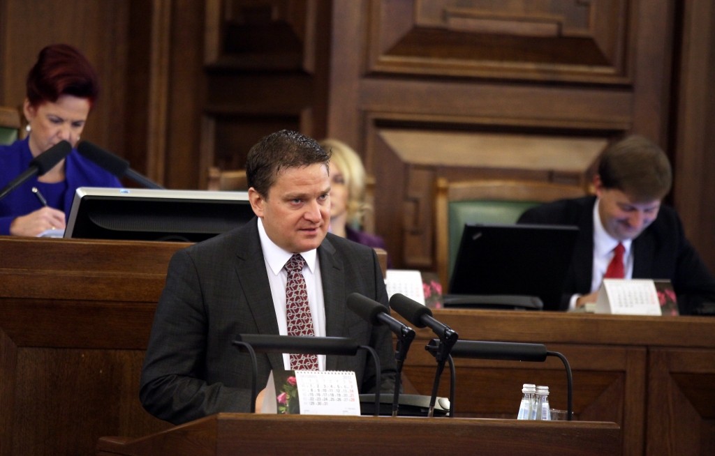 Zaķis balsojumu pret pašvaldību deputātu skaita samazināšanu skaidro ar misēkli