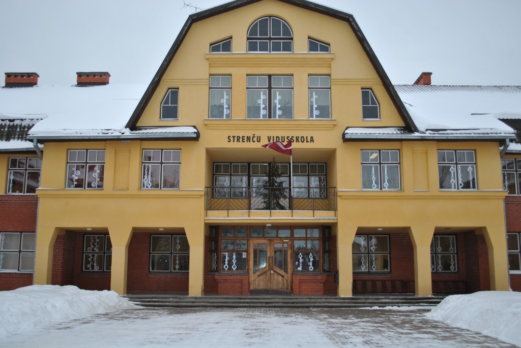 Strenču novada vidusskolas skolēni saņems pašvaldības stipendiju