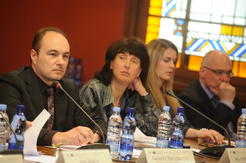 Saeimas apakškomisija atkal ķeras klāt abortu jautājumam