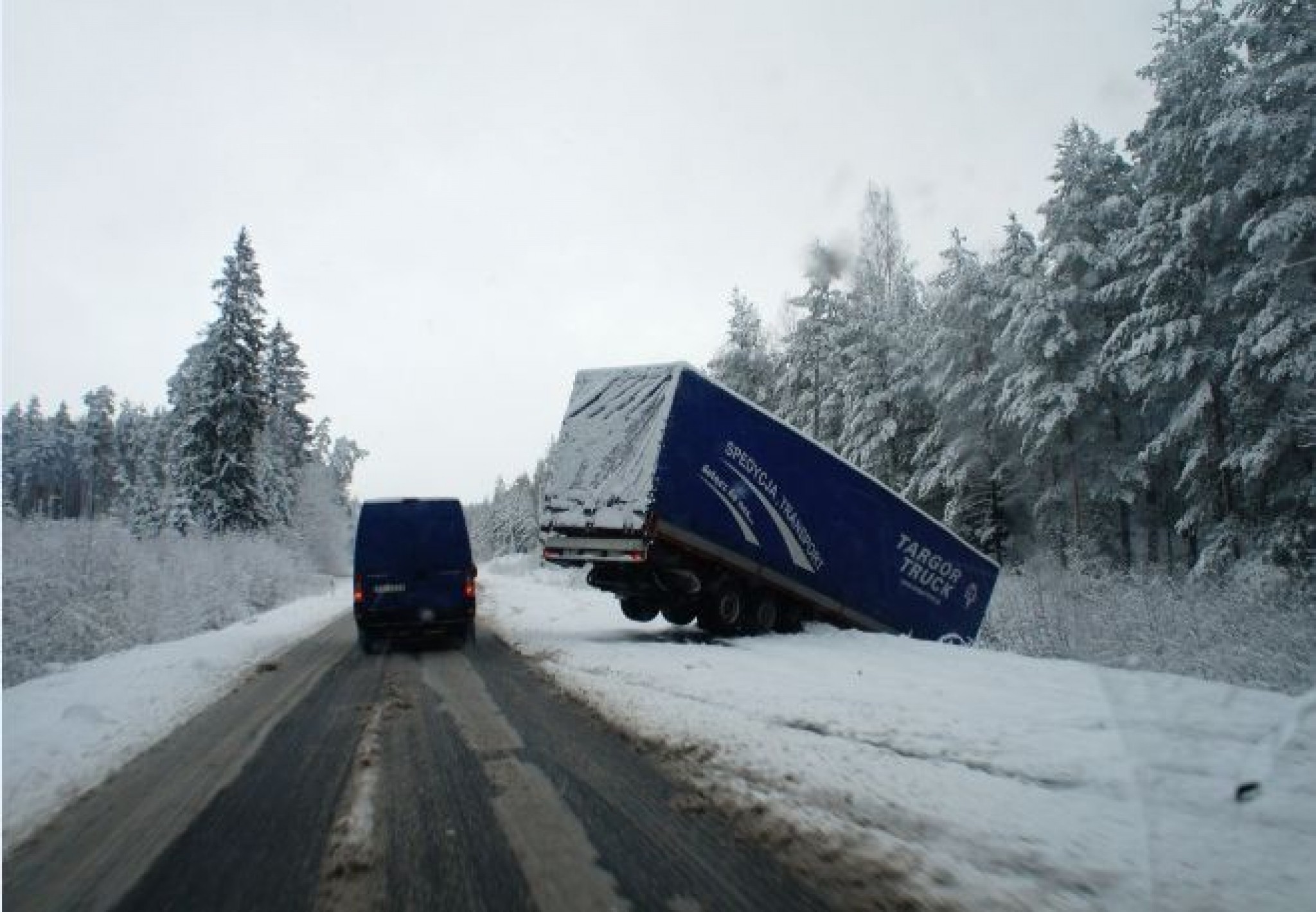 Slidenie ceļi - pārbaudījums autovadītāju prasmei