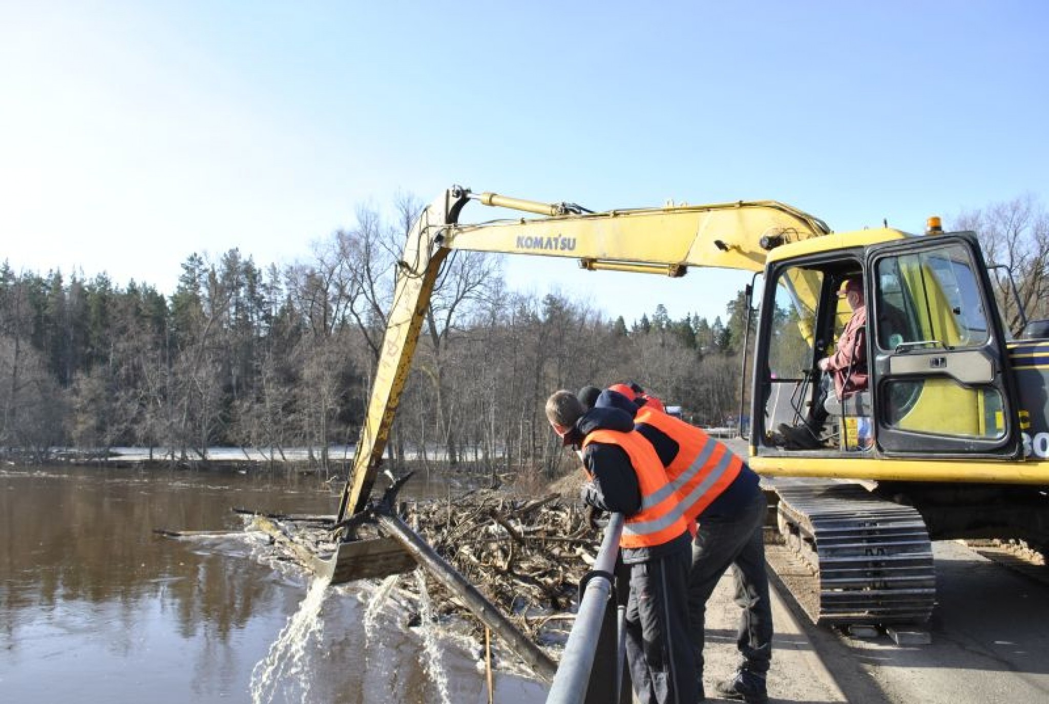  Gauja turpina appludināt Strenču teritoriju