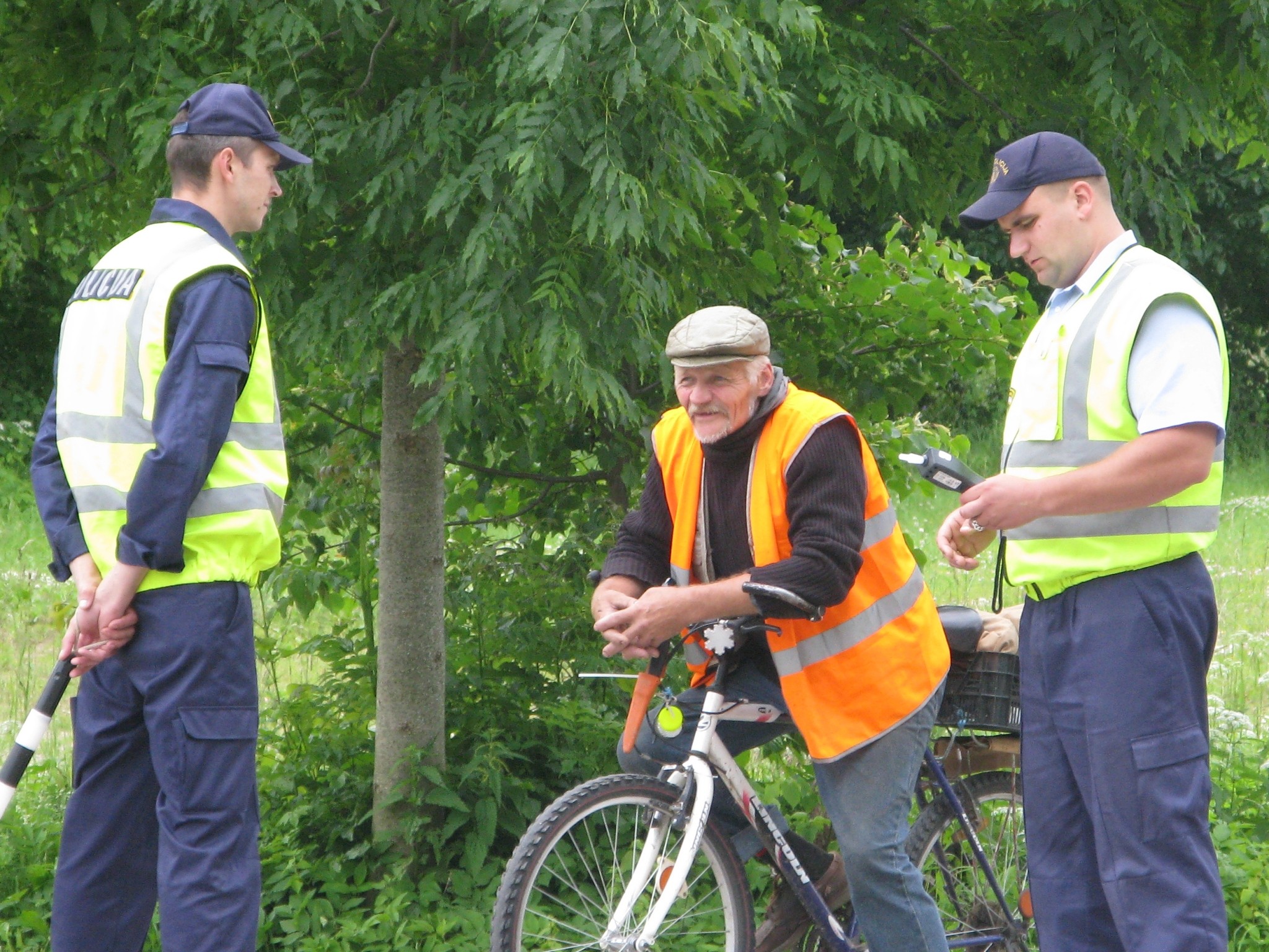 Svētku brīvdienu “maratona” pirmā puse aizvadīta salīdzinoši mierīgi (foto)