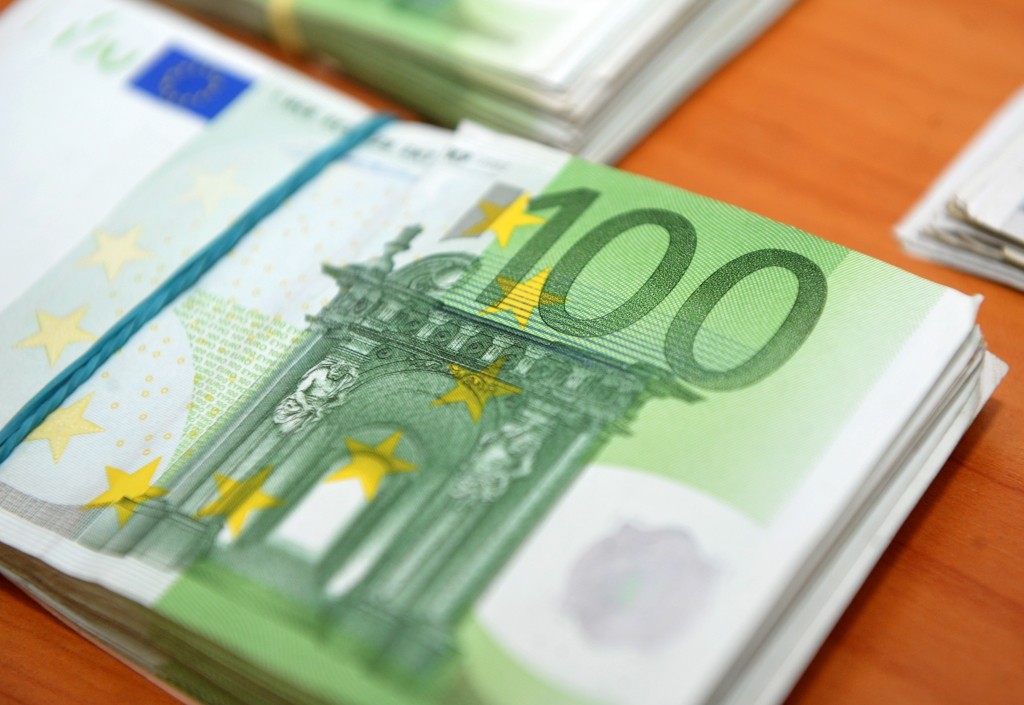 Bankām ies secen desmit miljoni