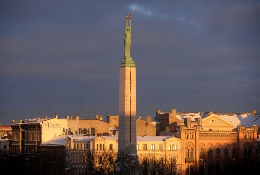 Krievu RiaNovosti jaunums – Latvijā jārunā latviski