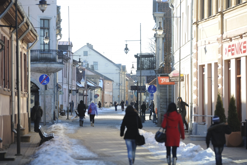Kuldīgai tūristu jau par daudz