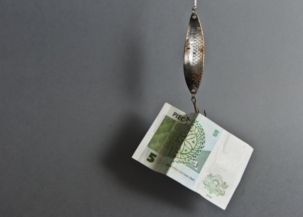  Kipras nedienas palīdzēs Latvijai pievilināt Krievijas naudu; FKTK uz to necer