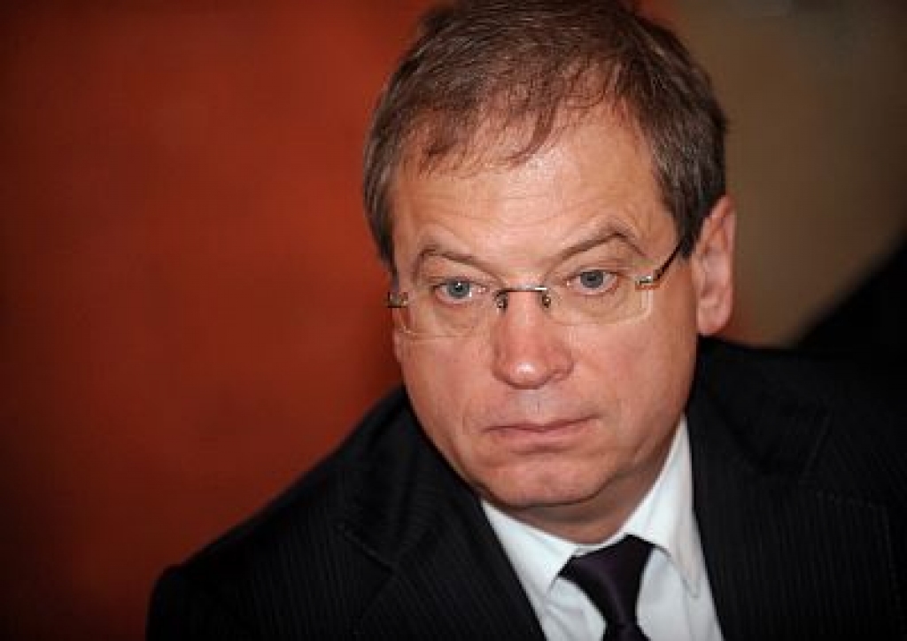 Ameriks: Loginovs nav neaizstājams, bet jāsagaida prokuratūras atzinums