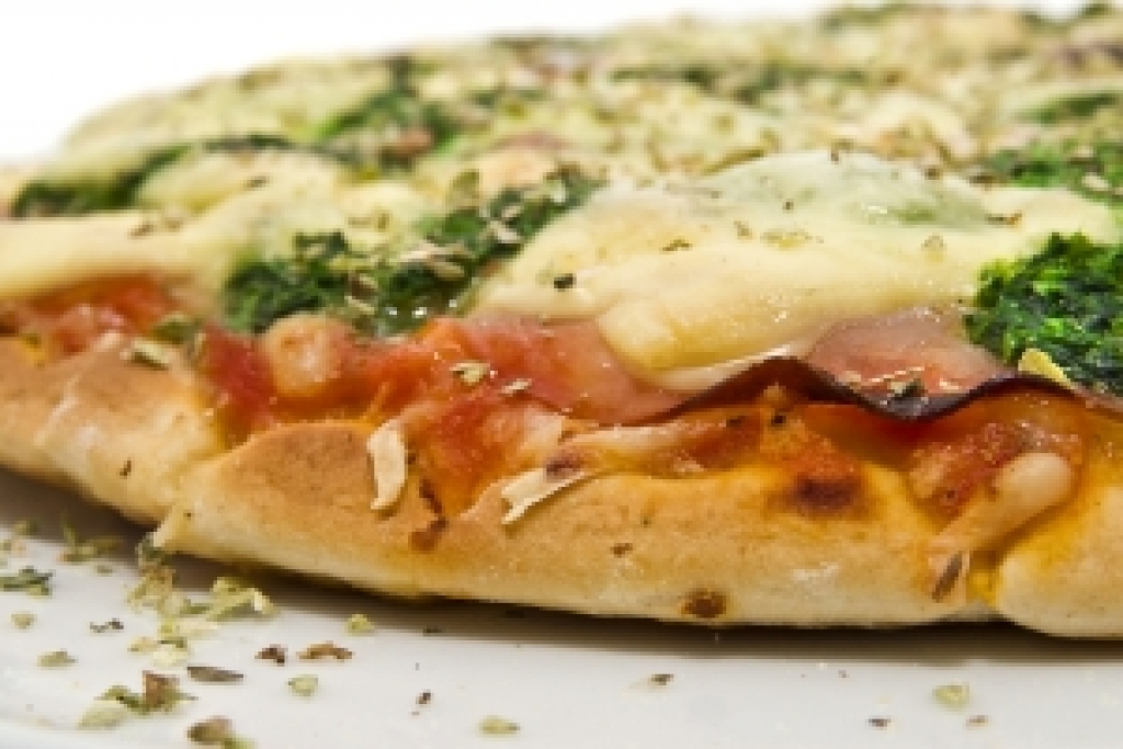 Atvērs divus jaunus restorānus Charlie Pizza