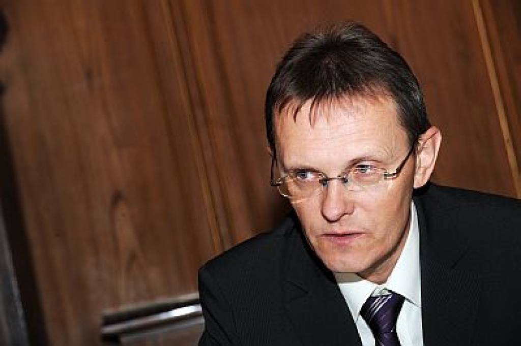 Demogrāfs: pirmā mājokļa iegādē valstij jāatbalsta ģimenes no 18-35 gadiem
