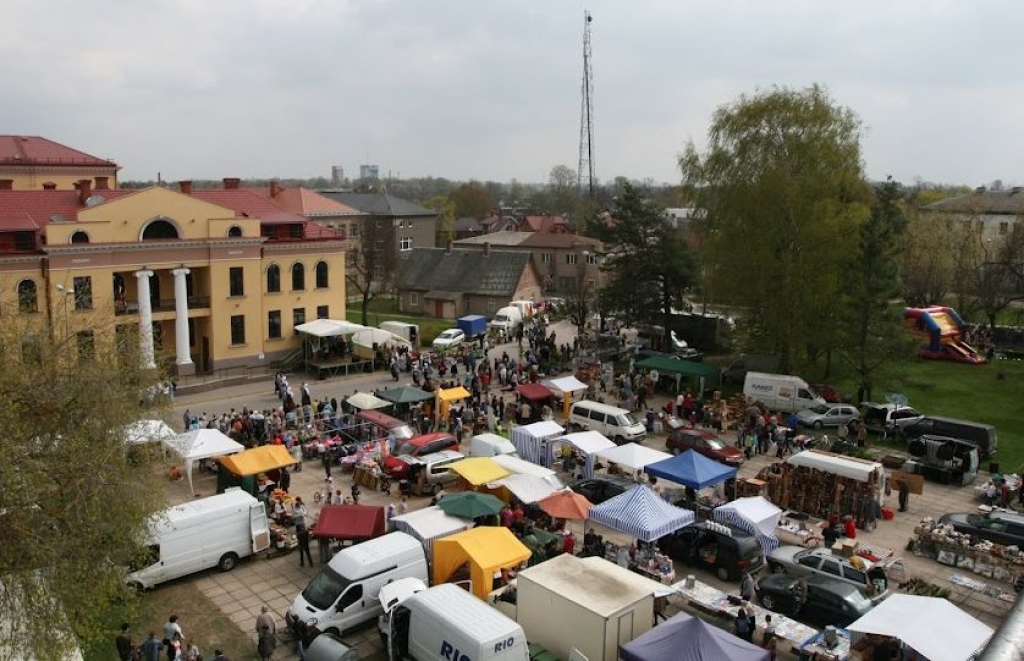 Tradicionālajā robežtirgū rīkos vakanču mini gadatirgu