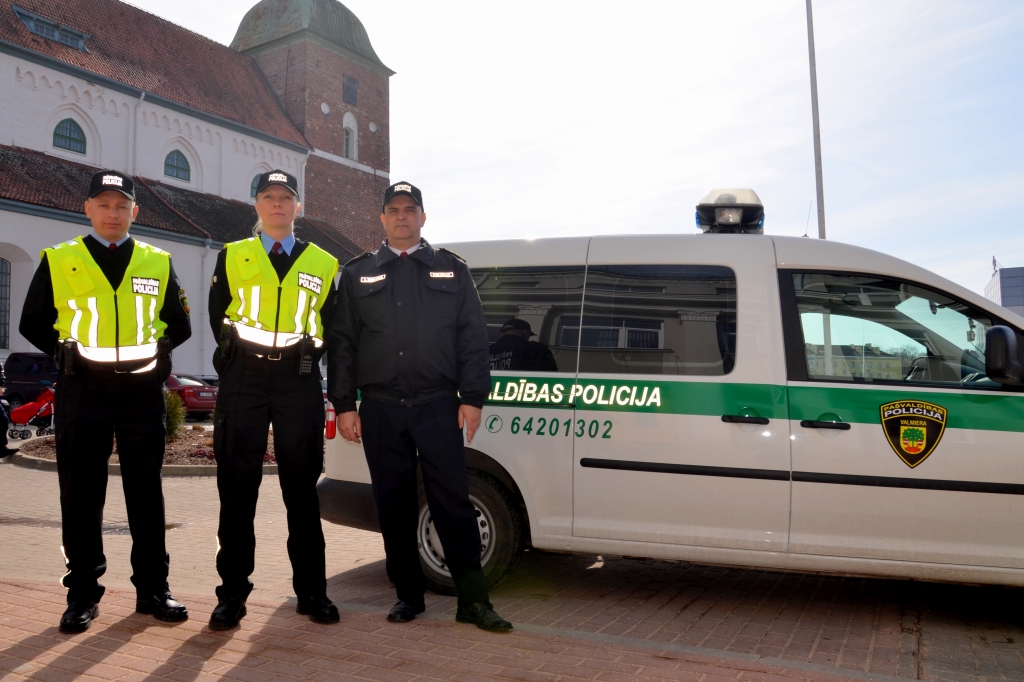 Pirmajā patruļā devusies Valmieras pilsētas pašvaldības policija