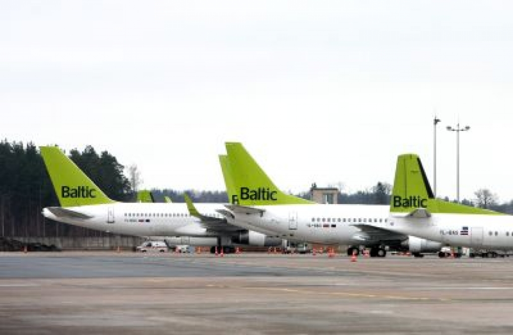 airBaltic  zaudējumi sarukuši, bet krities arī pasažieru skaits