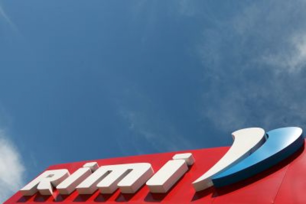 Papildināta - Rimi no VID «baltā saraksta» nonācis «melnajā»; arī Maxima nodokļu parādnieku sarastā