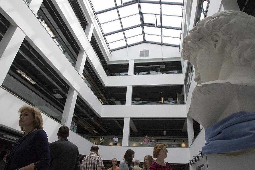 Durvis vērs Baltijas valstīs modernākais inženiertehnisko studiju centrs
