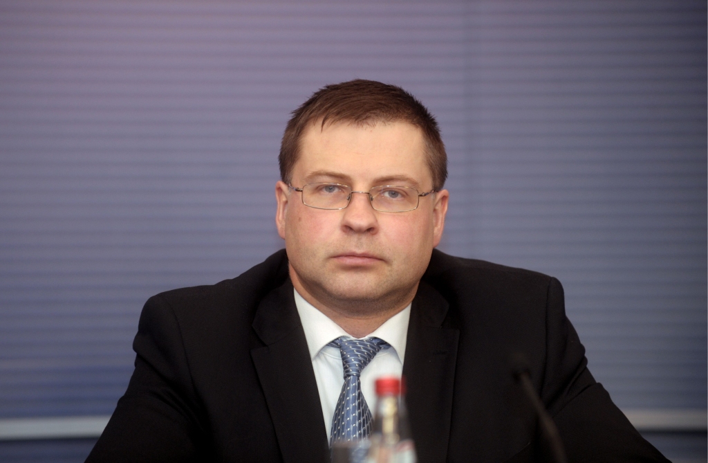 Dombrovskis lūdzis Valsts kontroli veikt KNAB darbības likumības un lietderības auditu