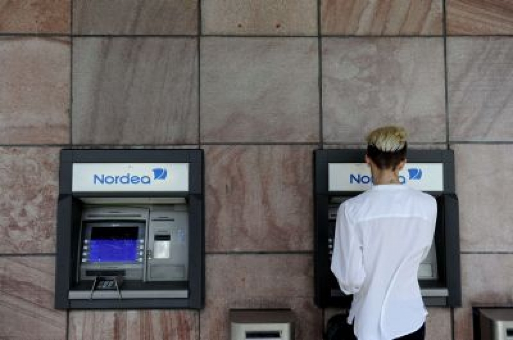 Nordea Latvijas filiāle slikto kredītu un eiro ieviešanas dēļ negaidīti «iebrauc» zaudējumos