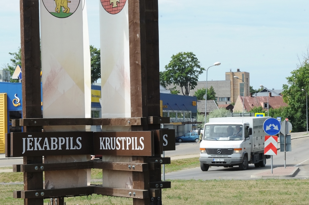 Jēkabpilī topā mežinieki, būvnieki un grāmatveži