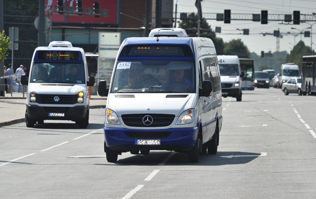 Ar Rīgas mikroautobusiem - ne tik gludi, kā prognozēts