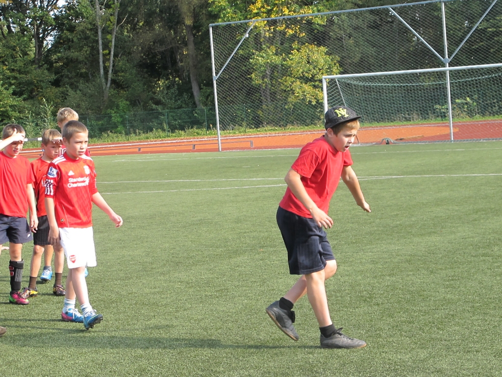 Futbola klubs "Valka Junior" savu pirmo dzimšanas dienu atzīmē ar futbolspēli