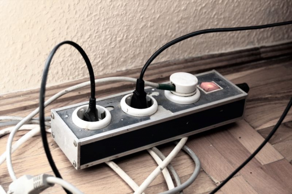 Plāno pabalstu elektroenerģijas cenu kāpuma kompensēšanai