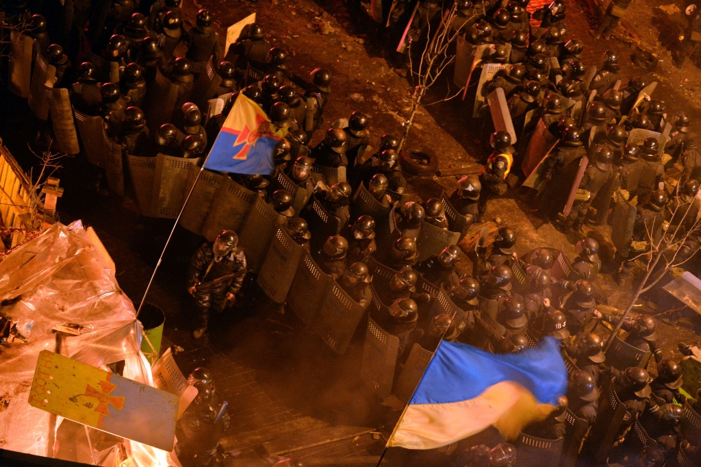 Ukrainas opozīcija: Drošības spēki gatavojas atkārtoti uzbrukt Maidanam