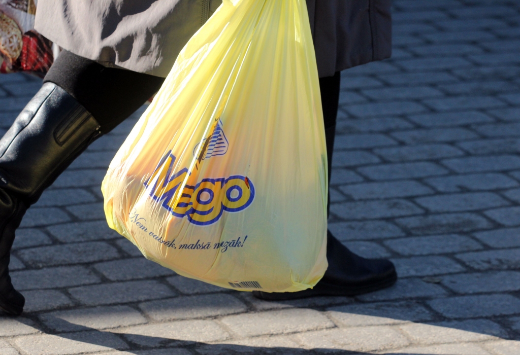 KP atļauj SIA Mego iegādāties IKI veikalu tīklu