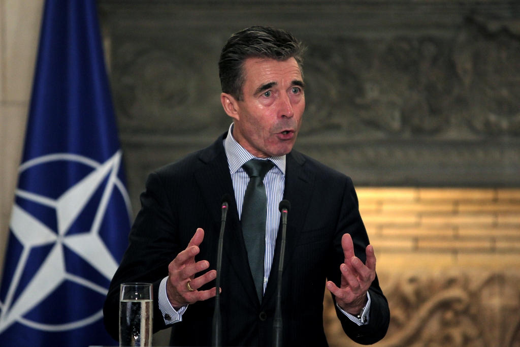 Rasmusens: Iestāšanās NATO nav Ukrainas steidzamāko darbu sarakstā