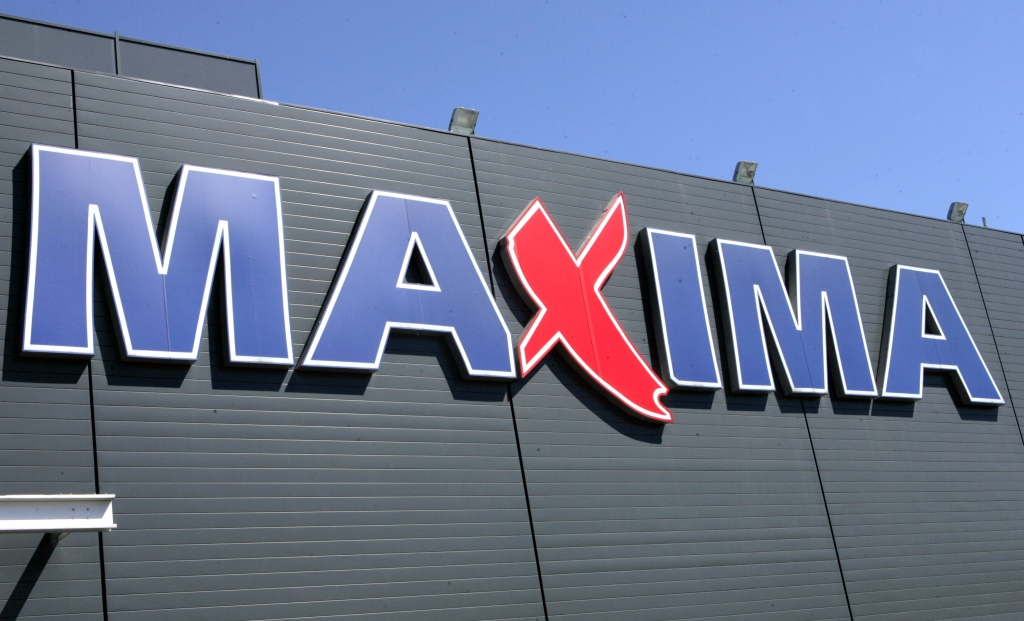 Desmit minūšu laikā divos Maxima veikalos nostrādā signalizācija un evakuēti cilvēki