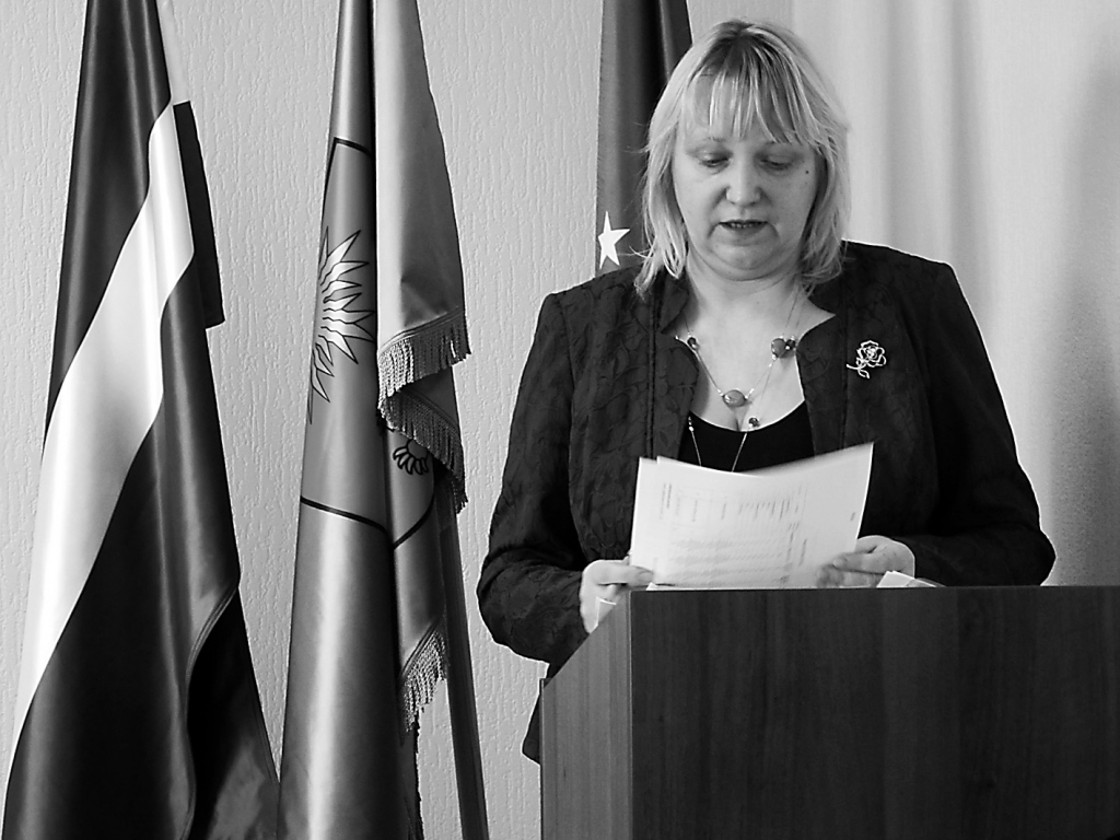 Nodaļas vadītājai palielina algu